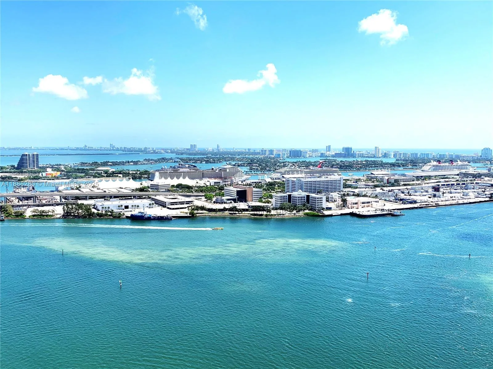 335 S Biscayne Blvd # 4006, Miami, FL 33131