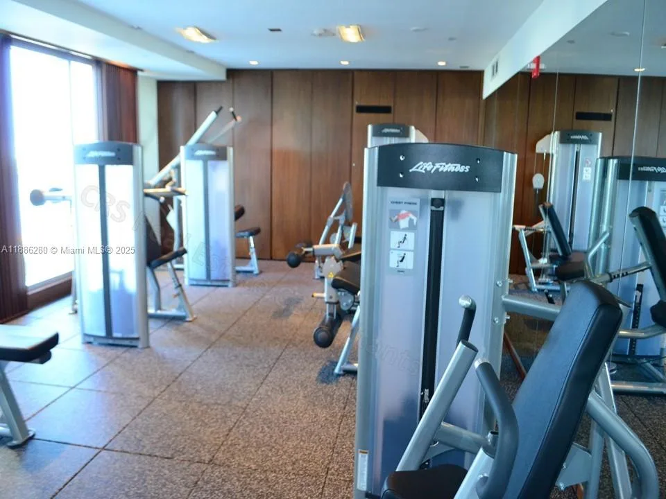 335 S Biscayne Blvd # 4006, Miami, FL 33131 photo 12