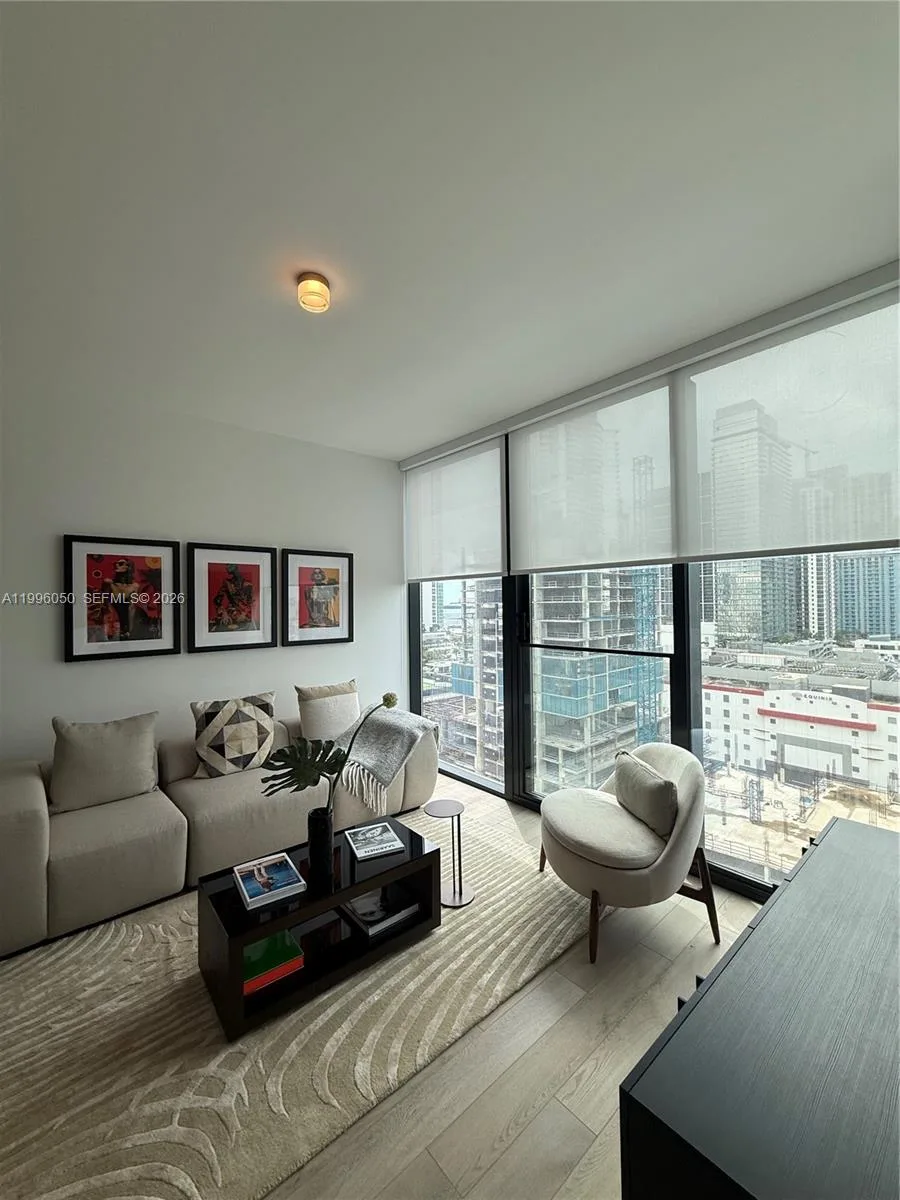 20 NE 11th St # 2909, Miami, FL 33132 photo 2