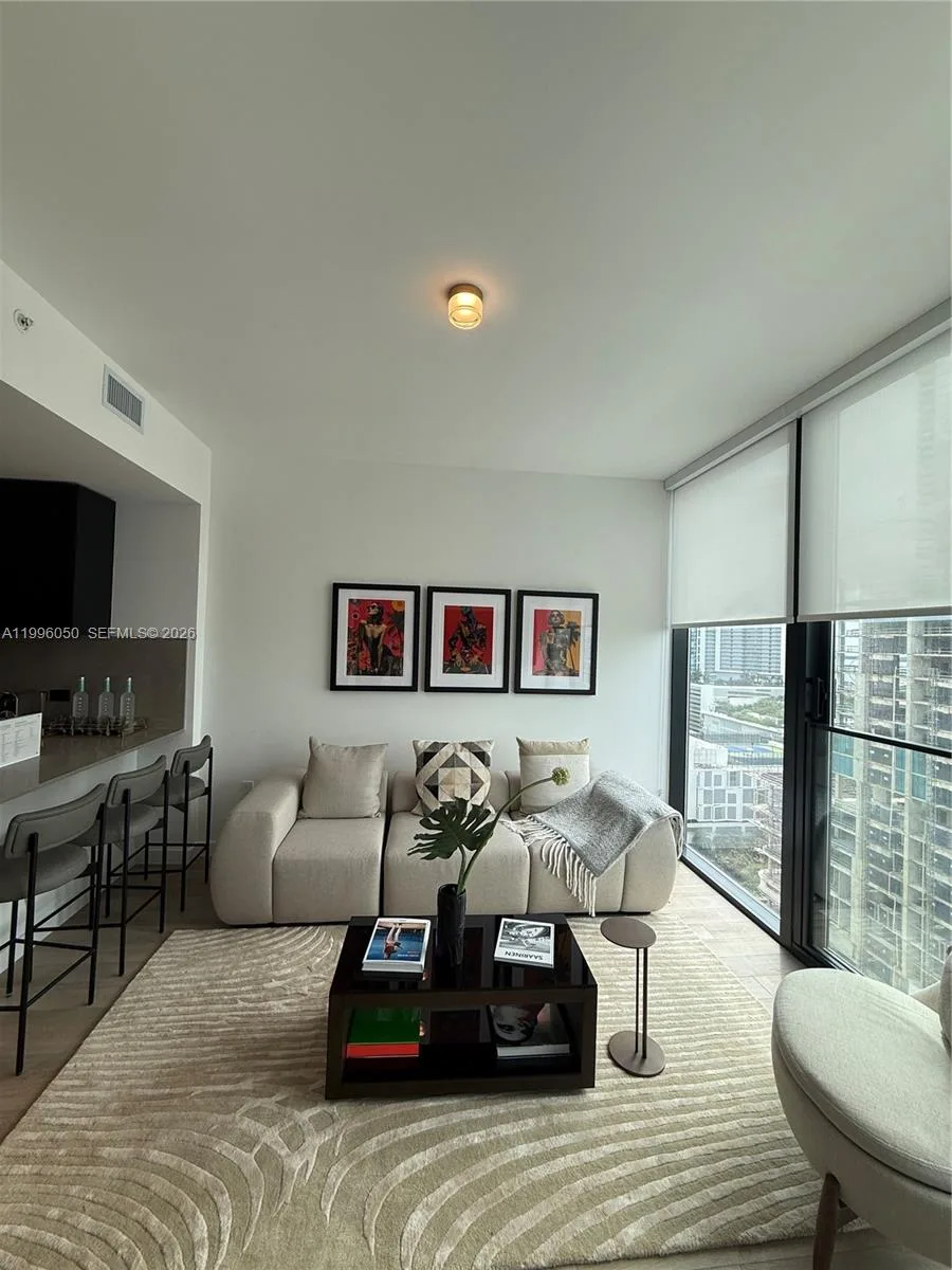 20 NE 11th St # 2909, Miami, FL 33132 photo 4