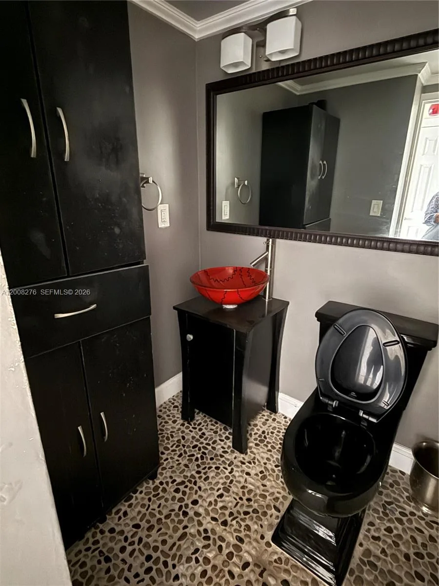 5313 Collins Ave # 801, Miami Beach, FL 33140 photo 2