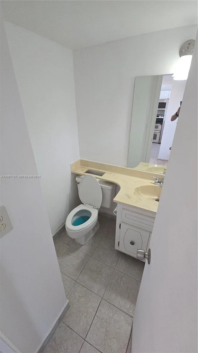 3511 Inverrary Dr # 205, Lauderhill, FL 33319 photo 4