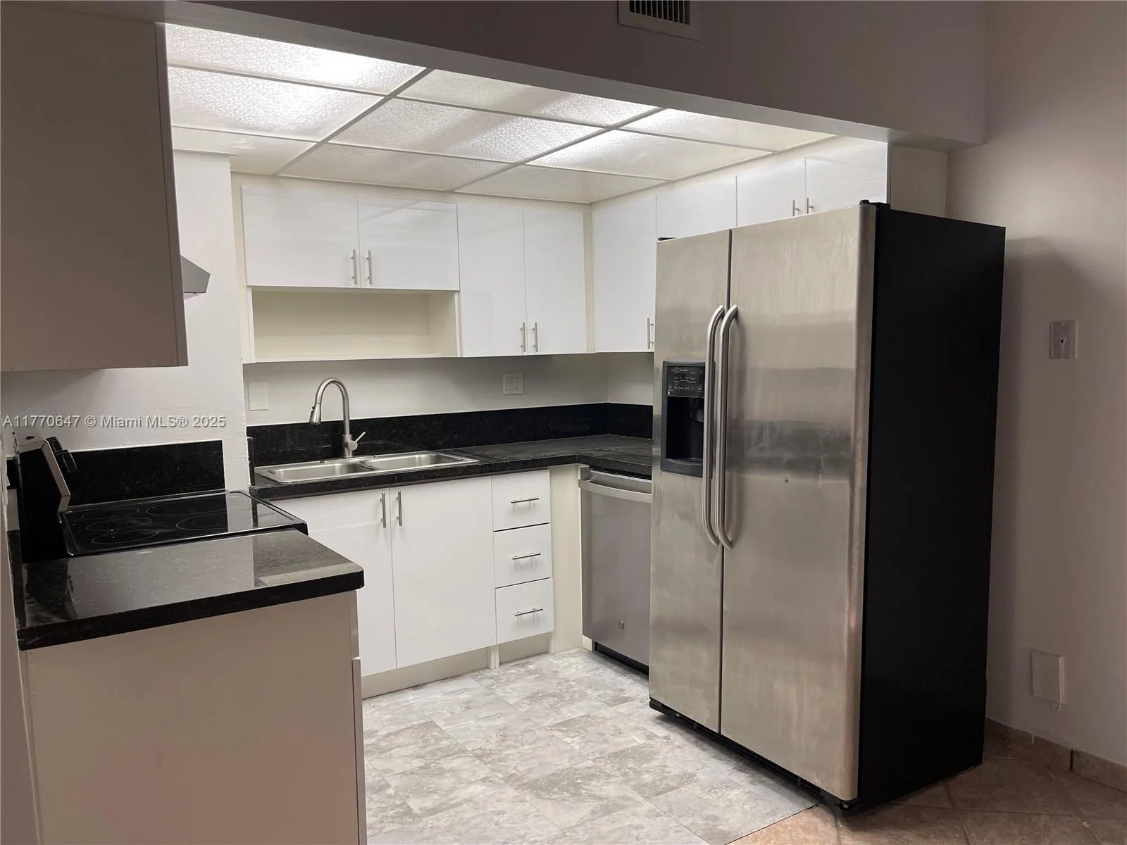 6175 NW 57th St # 116, Tamarac, FL 33319