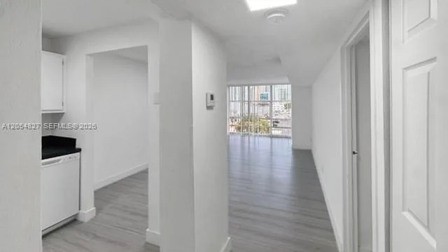 200 172nd St # 406, Sunny Isles Beach, FL 33160 photo 2