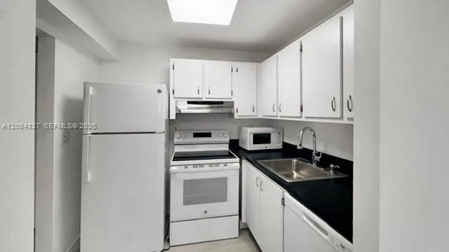 200 172nd St # 406, Sunny Isles Beach, FL 33160 photo 5