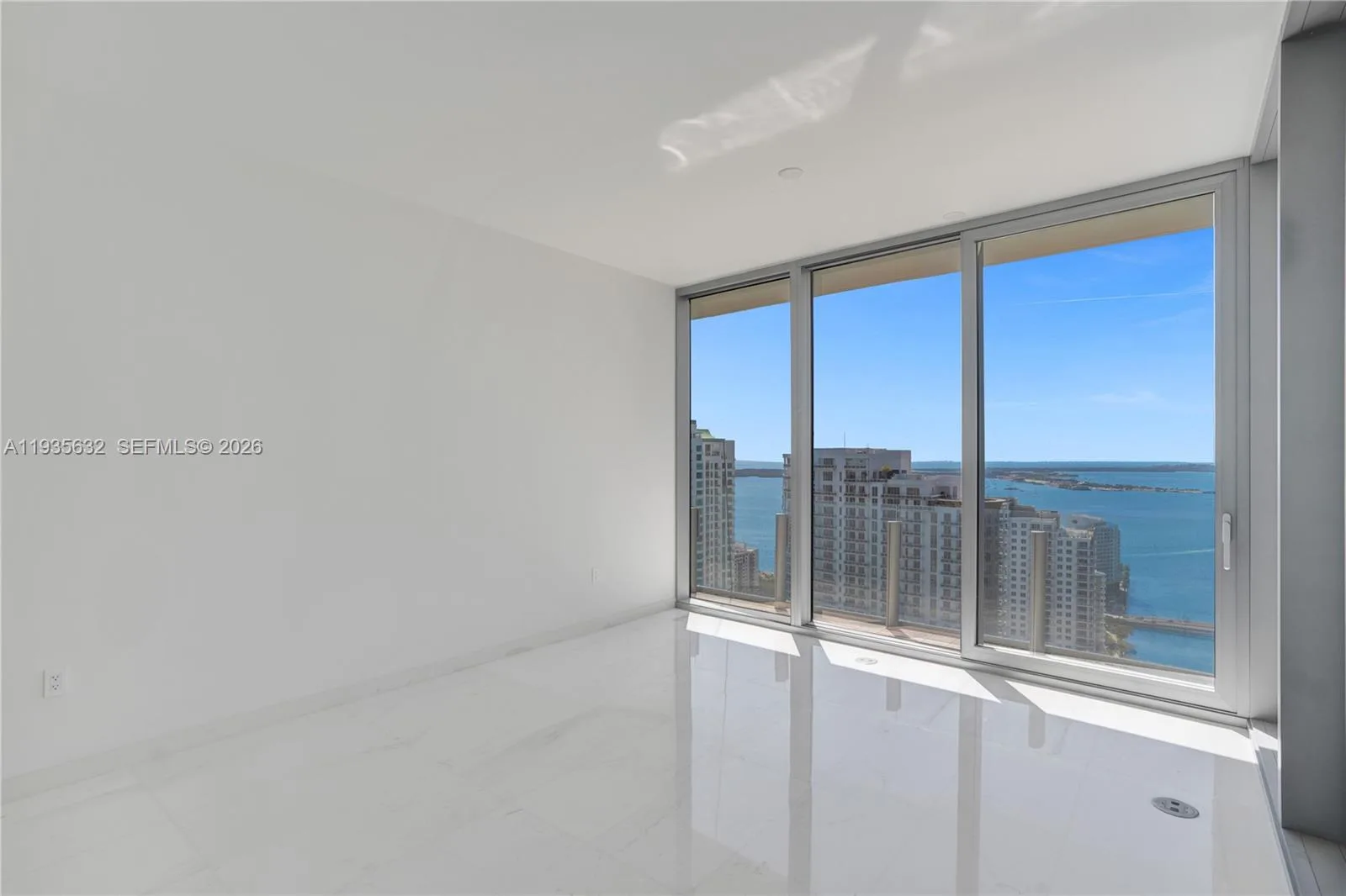 300 Biscayne Blvd Way # 3704C, Miami, FL 33131 photo 13