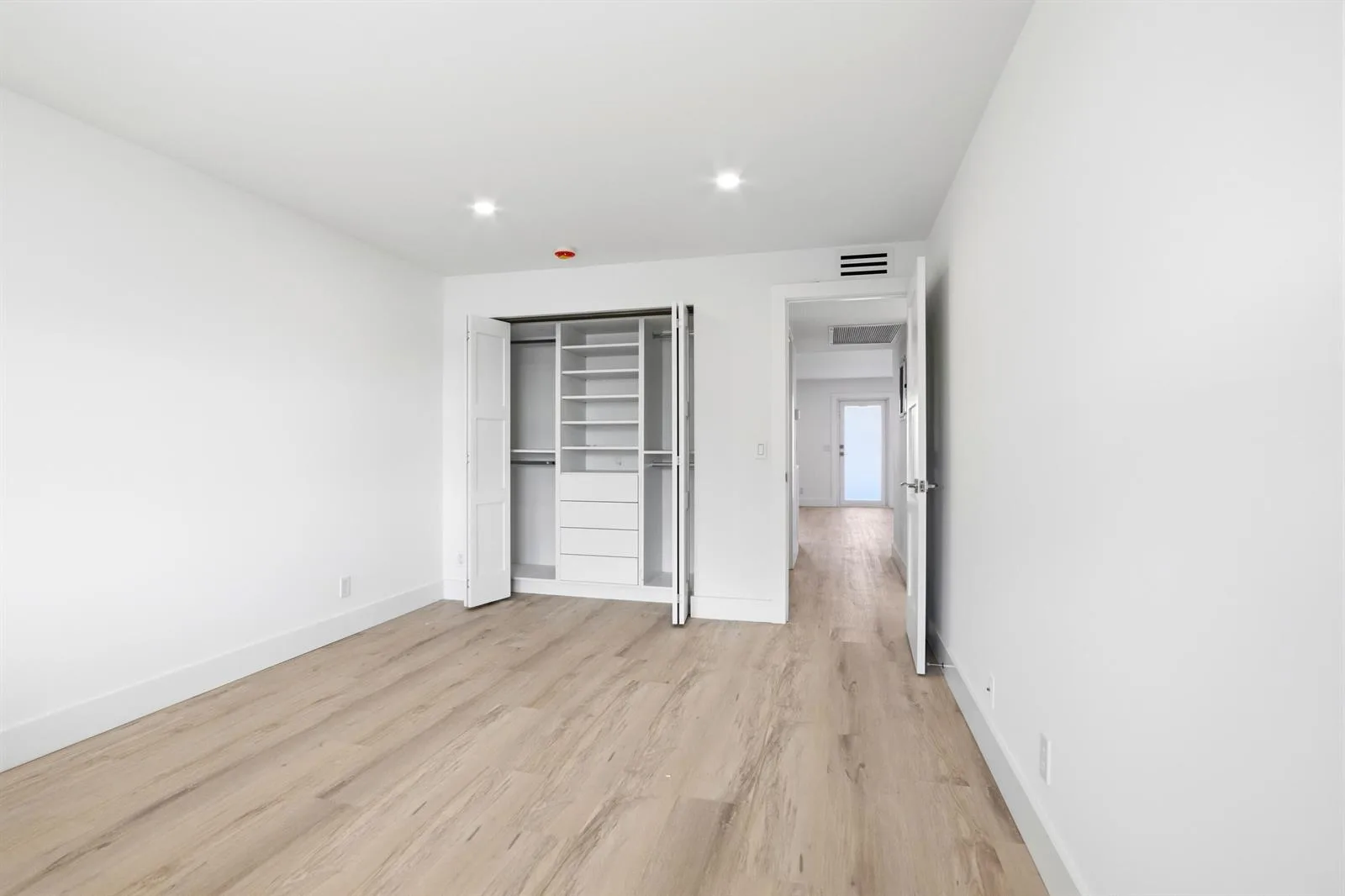 1023 Guildford # B, Boca Raton, FL 33434 photo 10