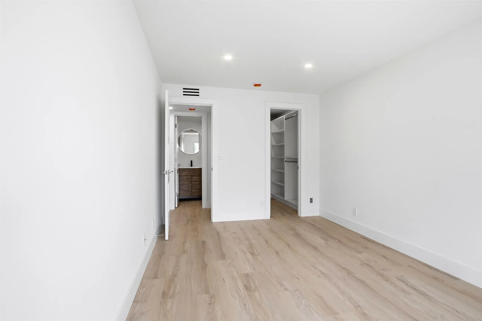 1023 Guildford # B, Boca Raton, FL 33434 photo 6