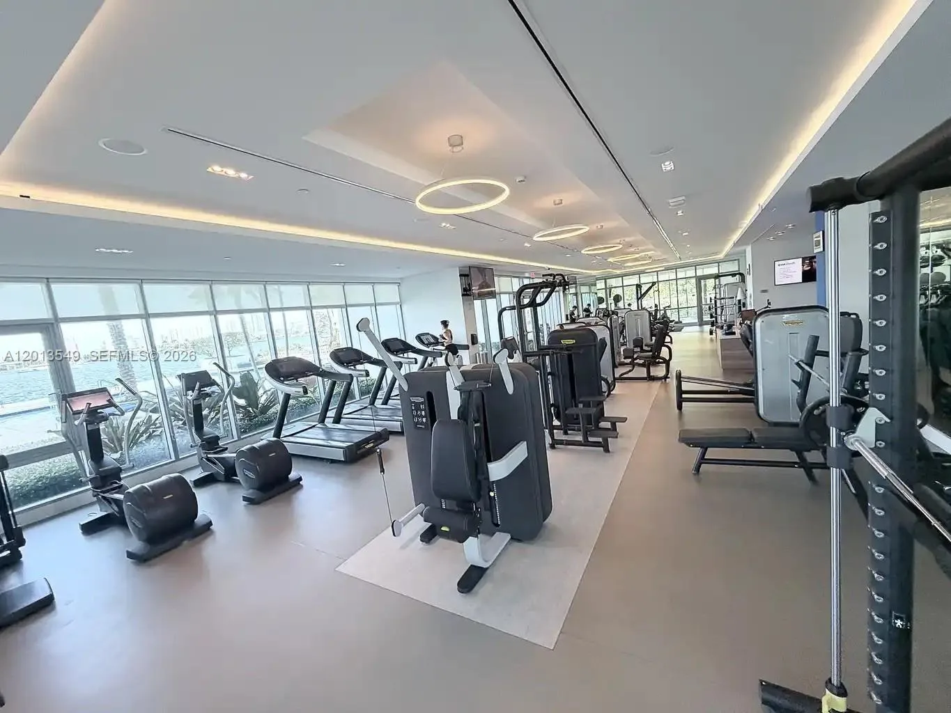17111 Biscayne Blvd # 1610, North Miami Beach, FL 33160 photo 10