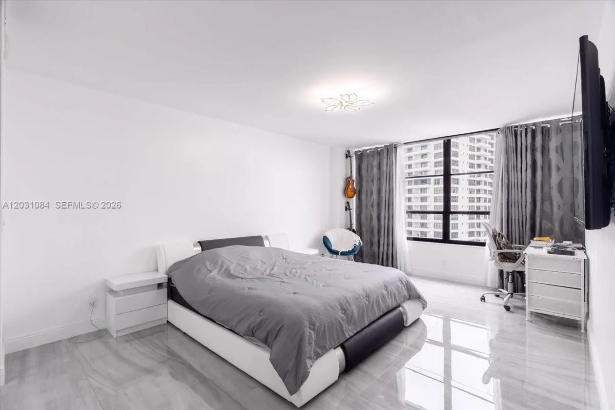 600 Three Islands Blvd # 1413, Hallandale Beach, FL 33009 photo 10