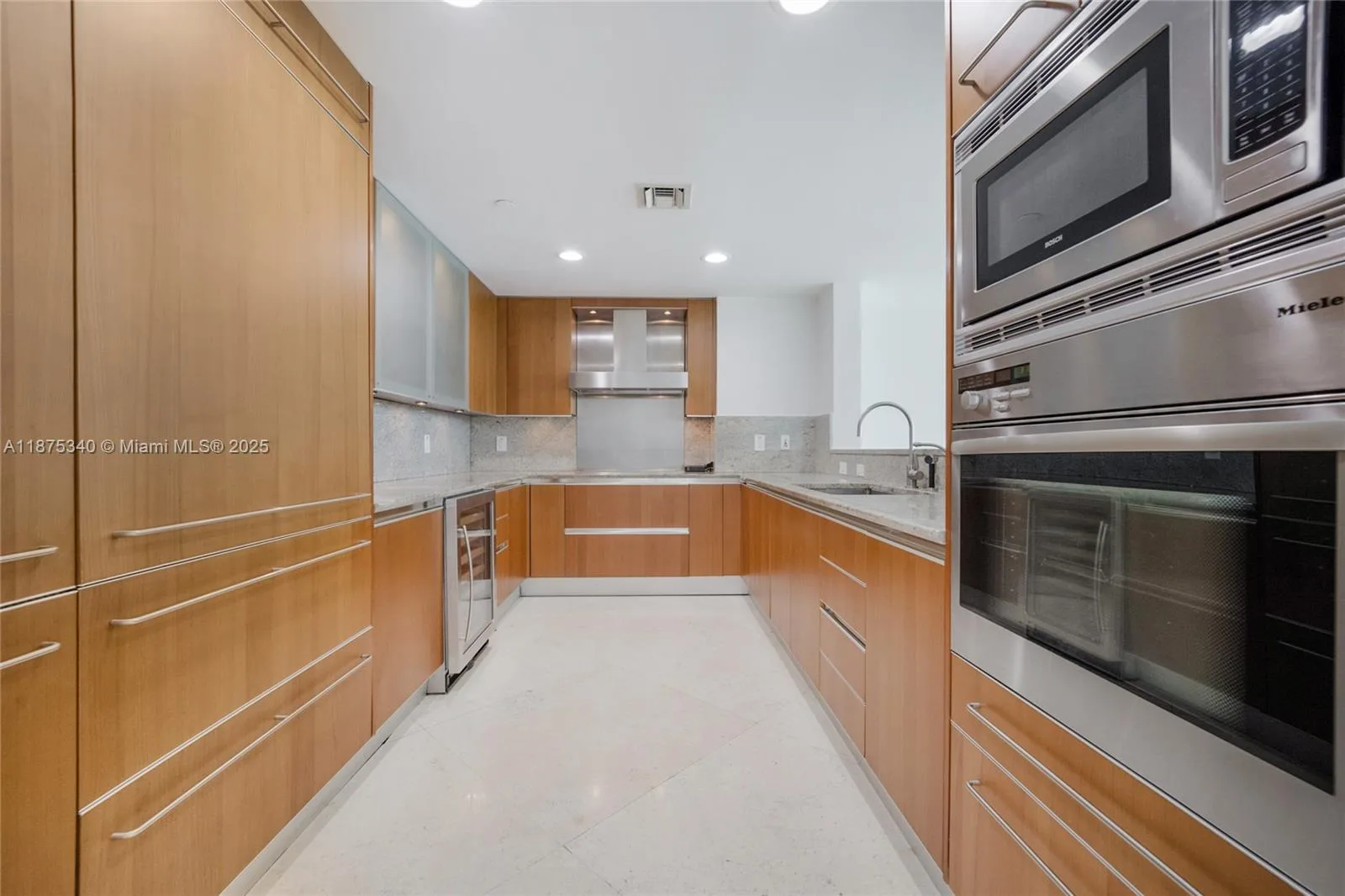 2627 S Bayshore Dr # 801, Miami, FL 33133 photo 6