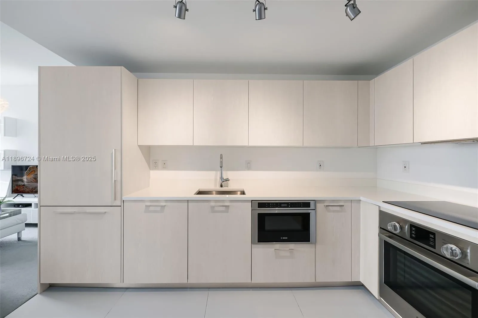 501 NE 31st St # 1509, Miami, FL 33137 photo 4