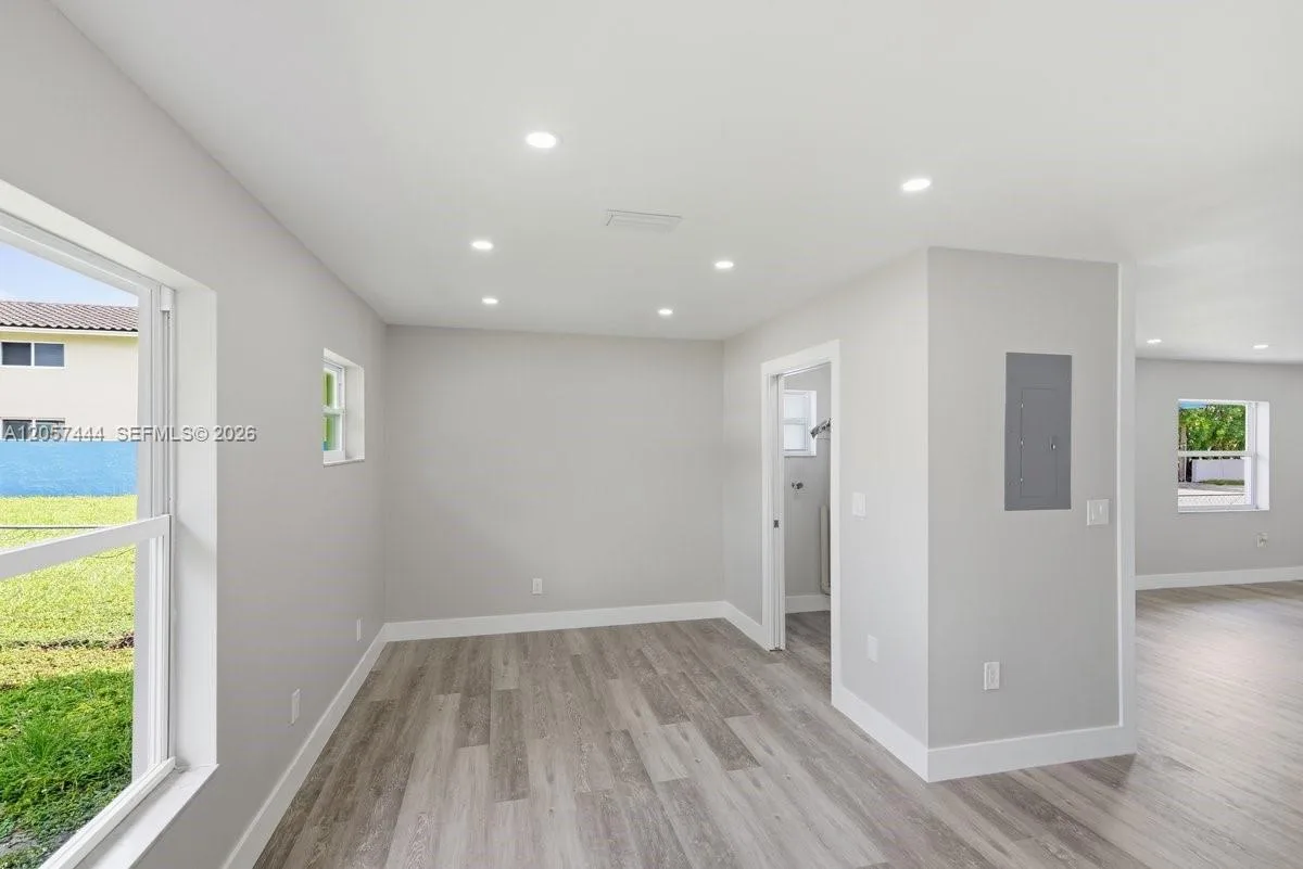 2288 W 4th Ct, Hialeah, FL 33010 photo 13