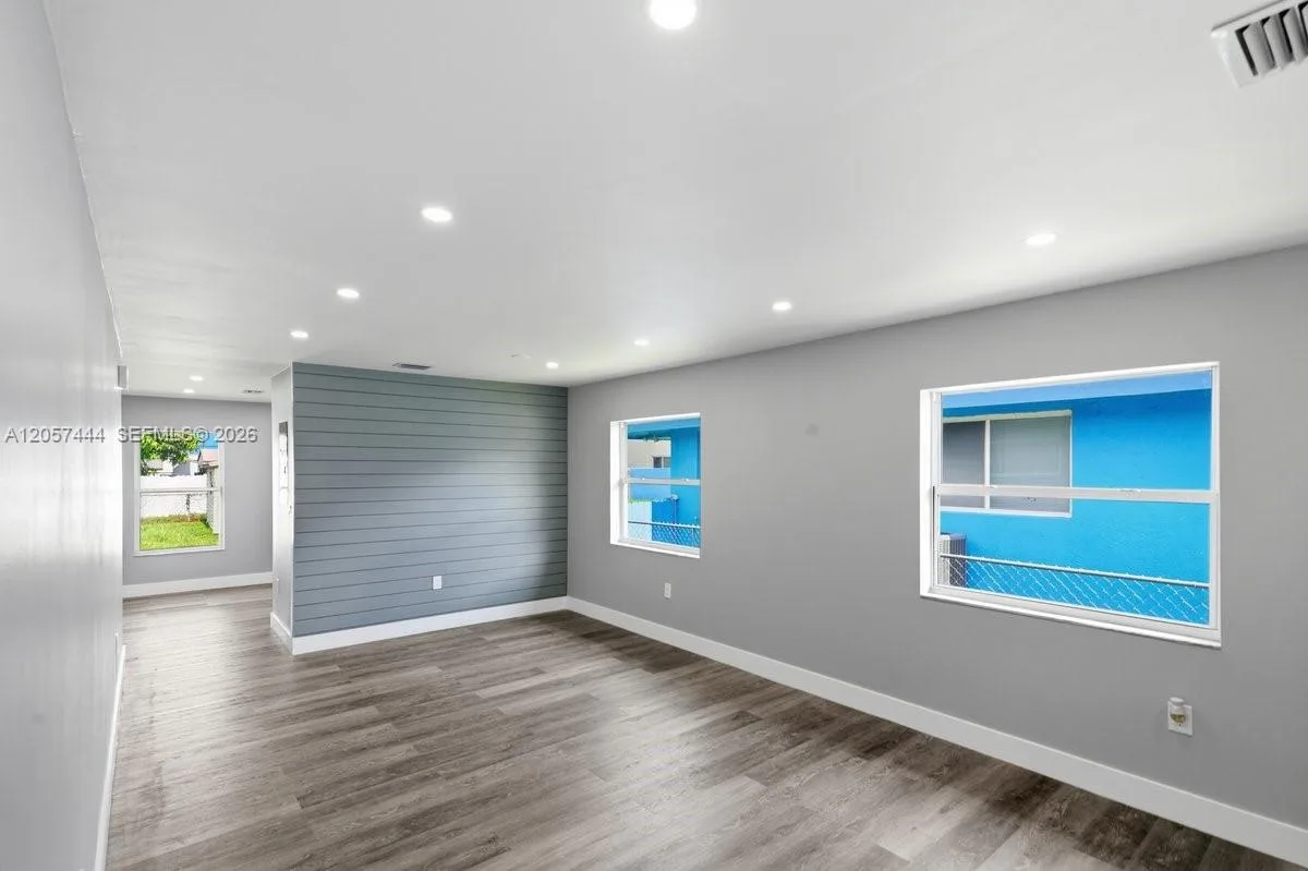 2288 W 4th Ct, Hialeah, FL 33010 photo 6