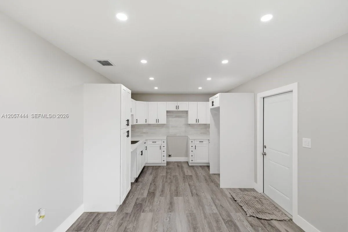 2288 W 4th Ct, Hialeah, FL 33010 photo 8