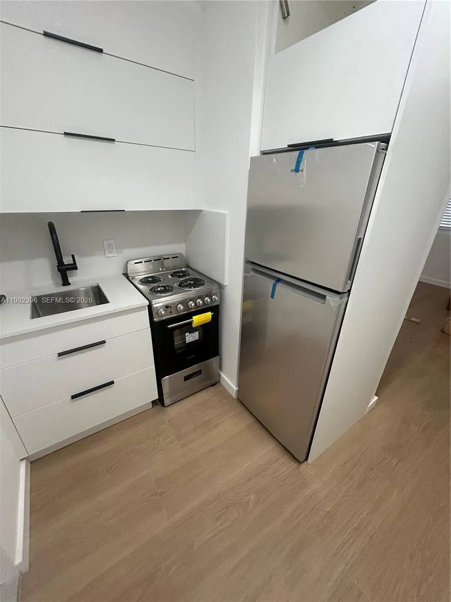 7035 NE 4th Ct # 4, Miami, FL 33138 photo 3