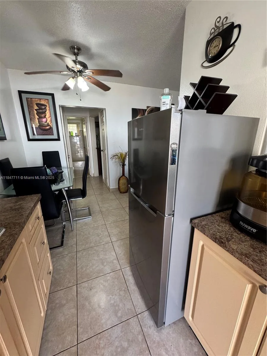 71 NW 76th St # 5, Miami, FL 33150 photo 2