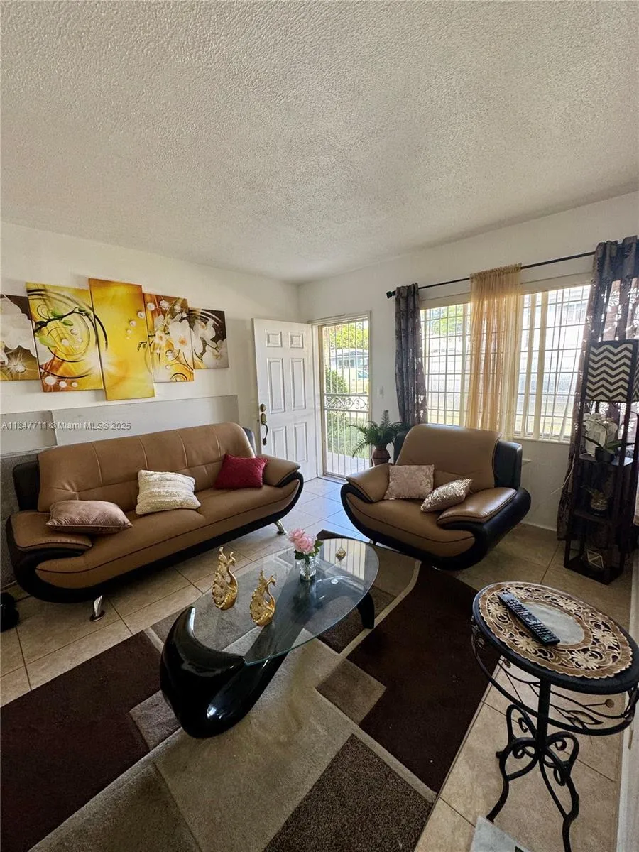 71 NW 76th St # 5, Miami, FL 33150 photo 5
