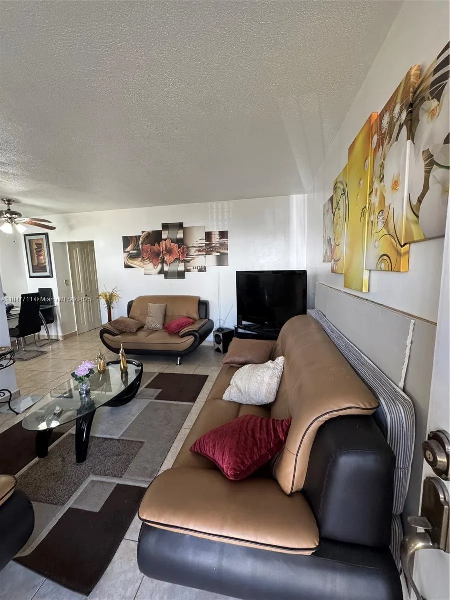 71 NW 76th St # 5, Miami, FL 33150 photo 8