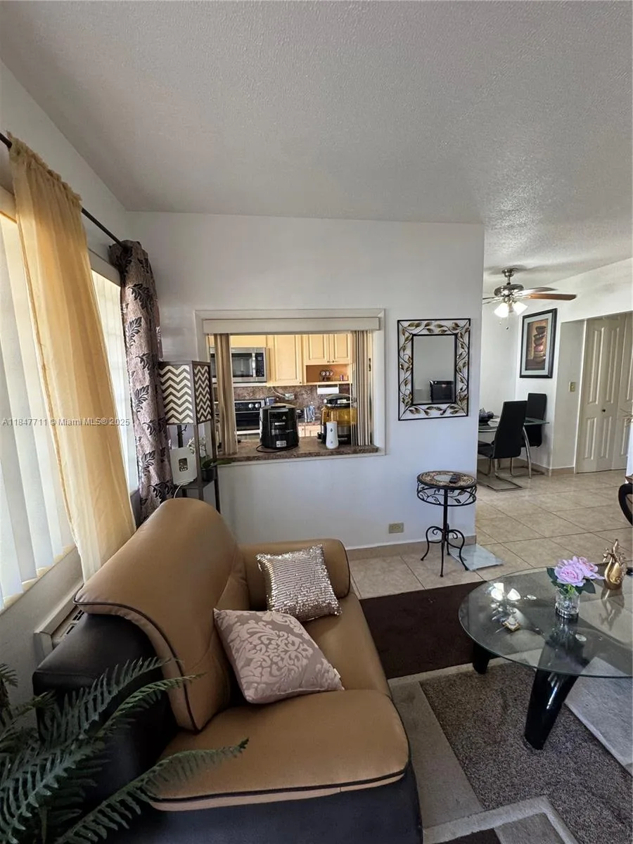 71 NW 76th St # 5, Miami, FL 33150 photo 9