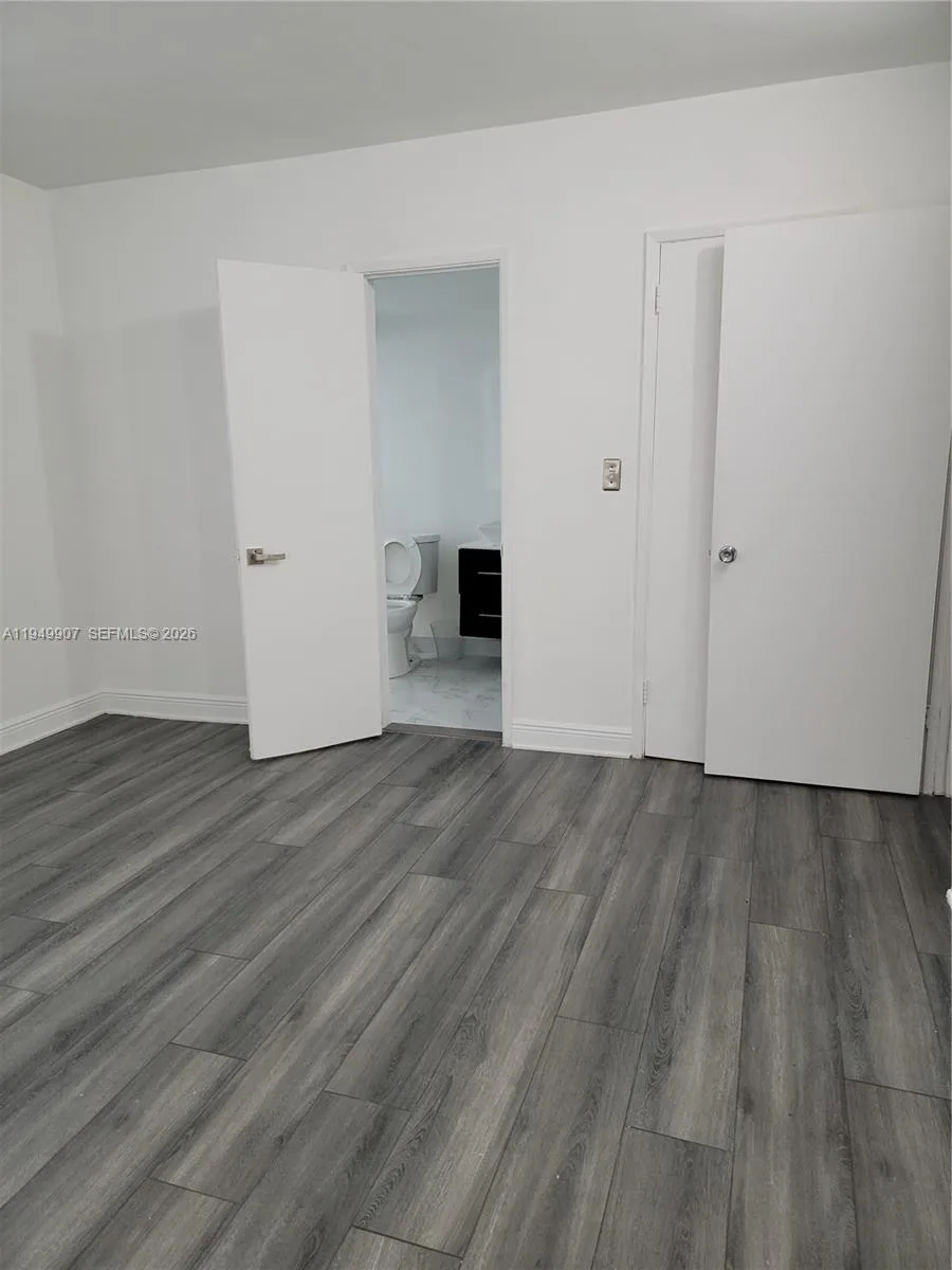 651 Pine Dr # 110, Pompano Beach, FL 33060 photo 12