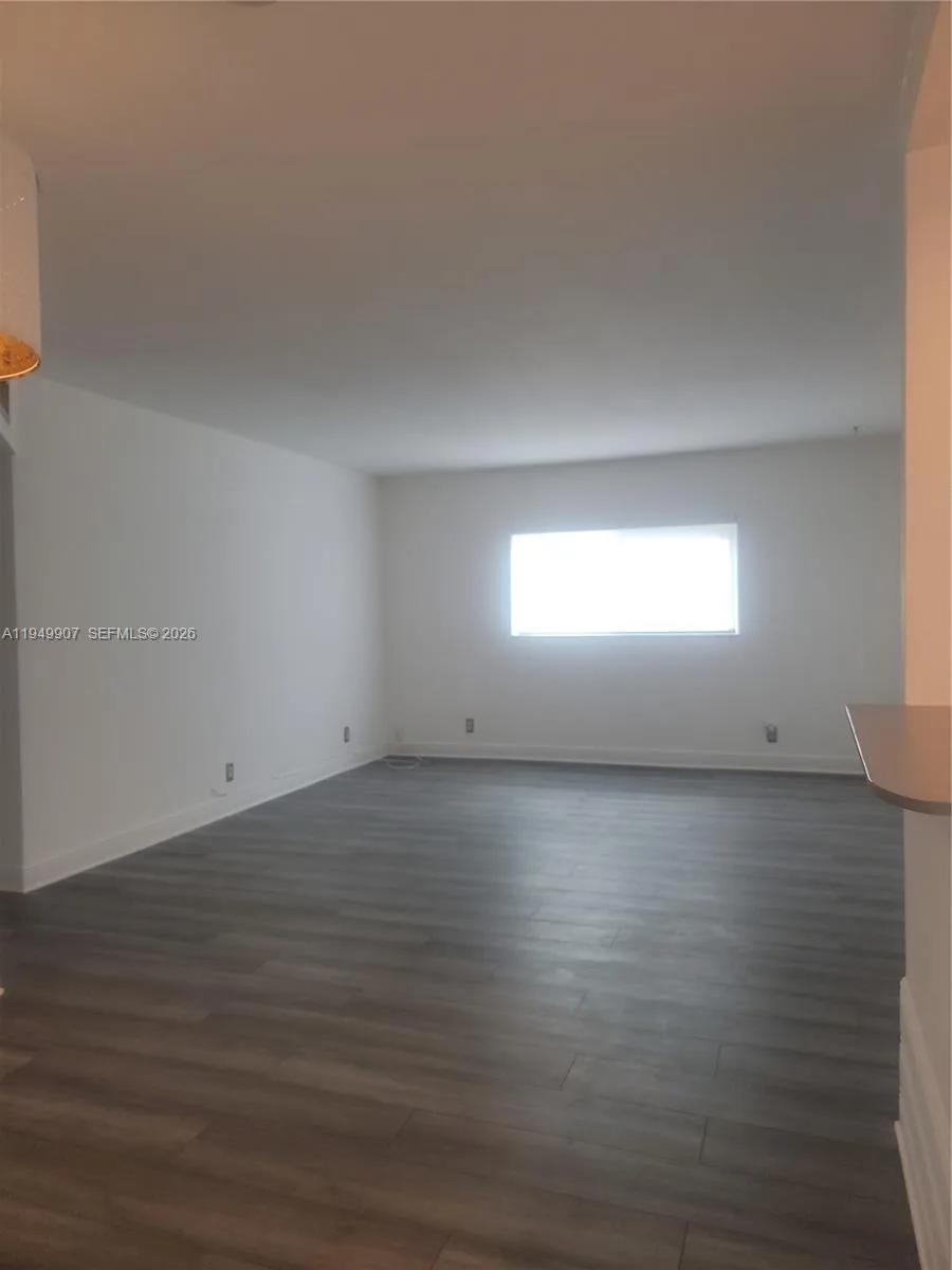 651 Pine Dr # 110, Pompano Beach, FL 33060 photo 4