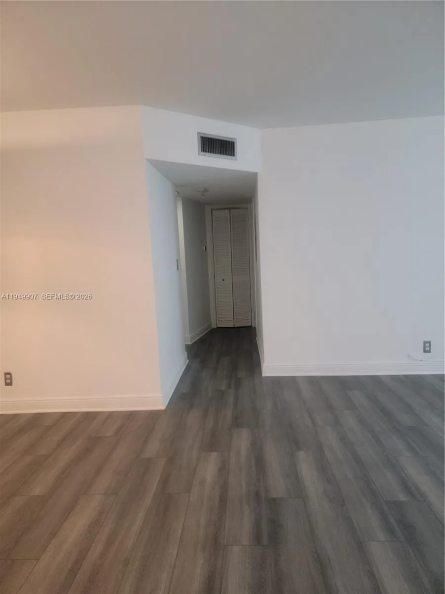 651 Pine Dr # 110, Pompano Beach, FL 33060 photo 7