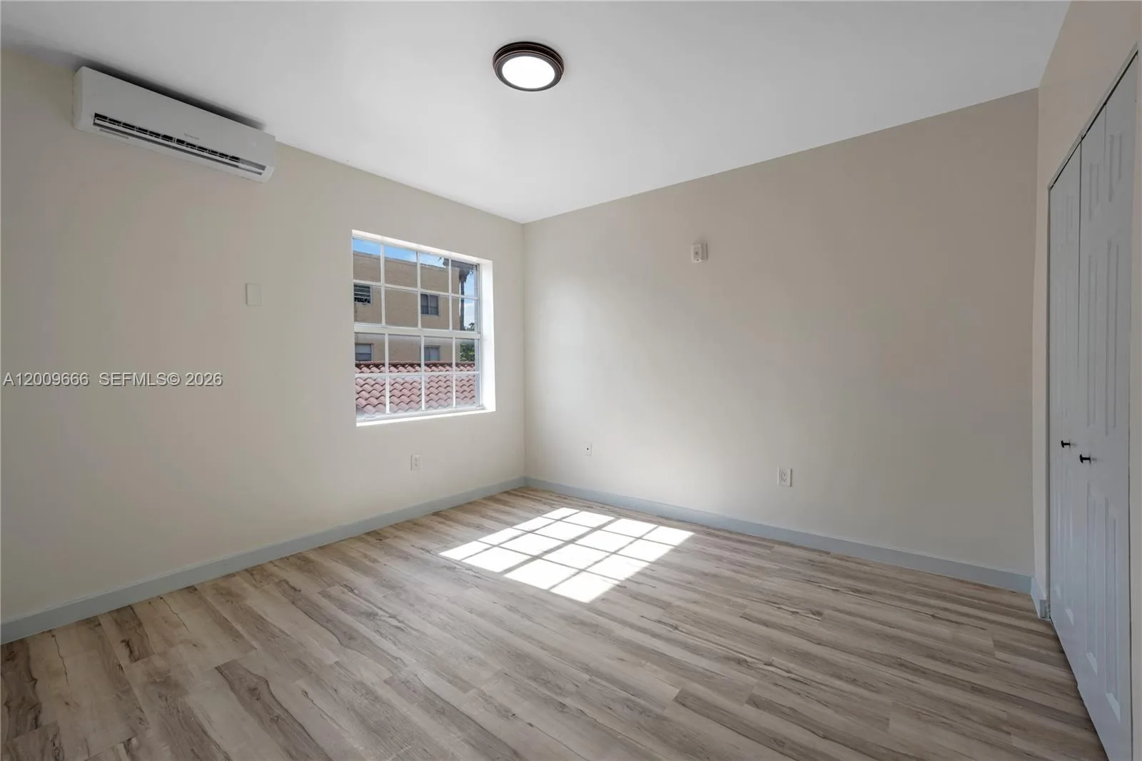 1132 NW 3rd St, Miami, FL 33128 photo 6