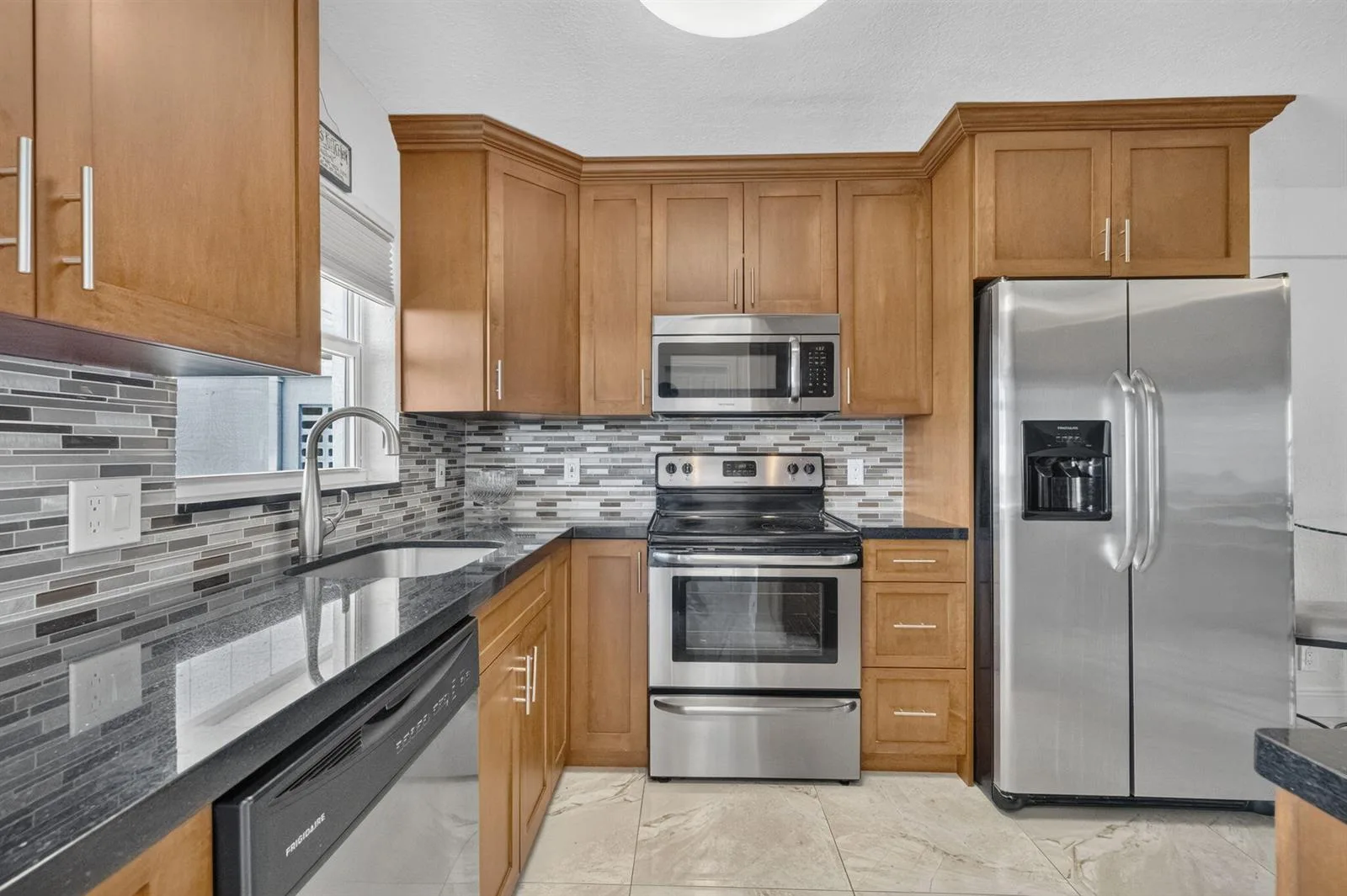 1536 SE 15th Court # 704, Deerfield Beach, FL 33441 — zdjęcie 3