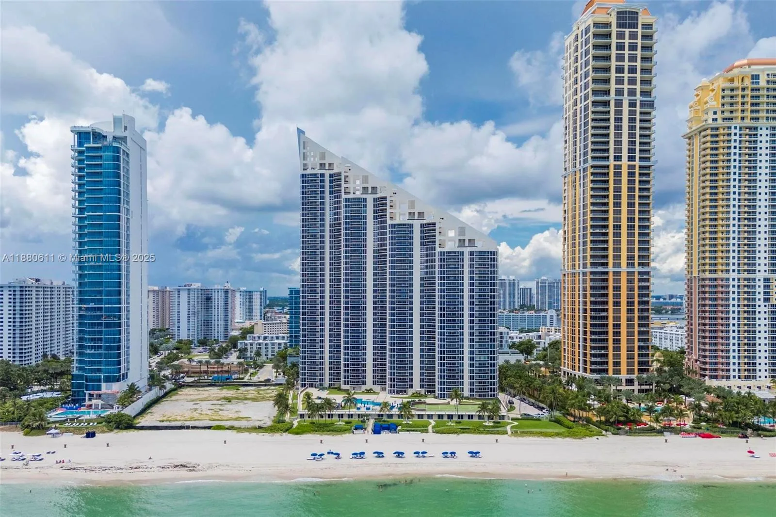17555 Collins Ave # UP-7, Sunny Isles Beach, FL 33160