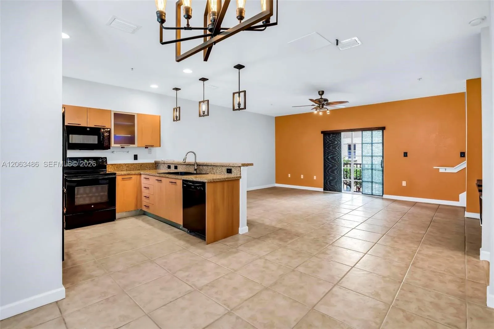 2516 SW 14th Ave # 403, Fort Lauderdale, FL 33315 photo 11