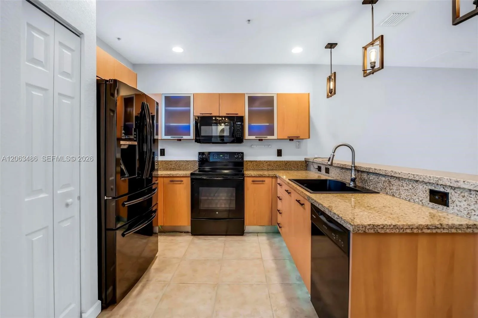 2516 SW 14th Ave # 403, Fort Lauderdale, FL 33315 photo 13