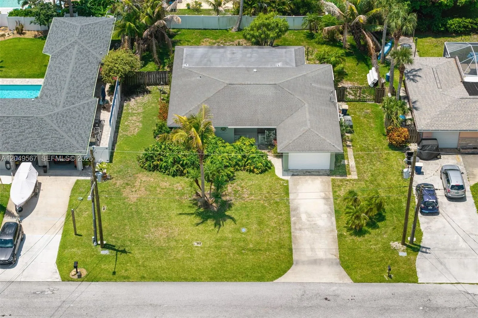 1915 Jacaranda Dr, Fort Pierce, FL 34949