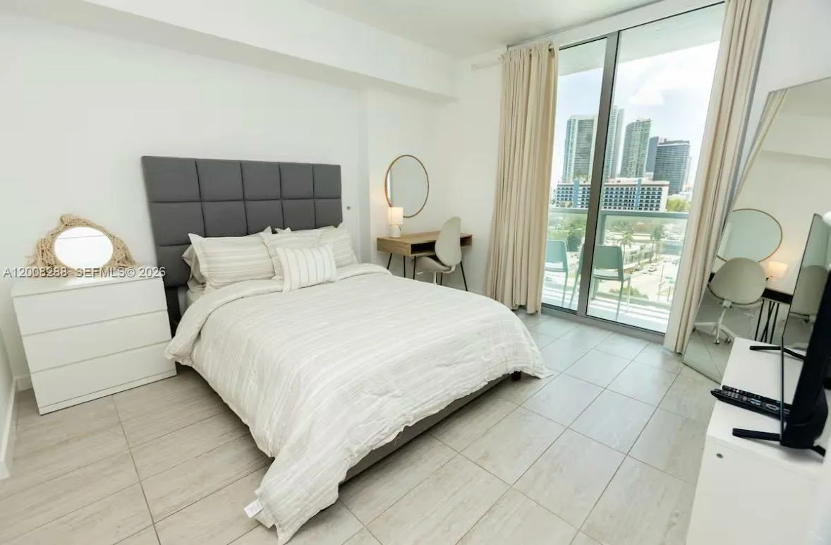 3900 Biscayne Blvd # S-906, Miami, FL 33137 photo 5