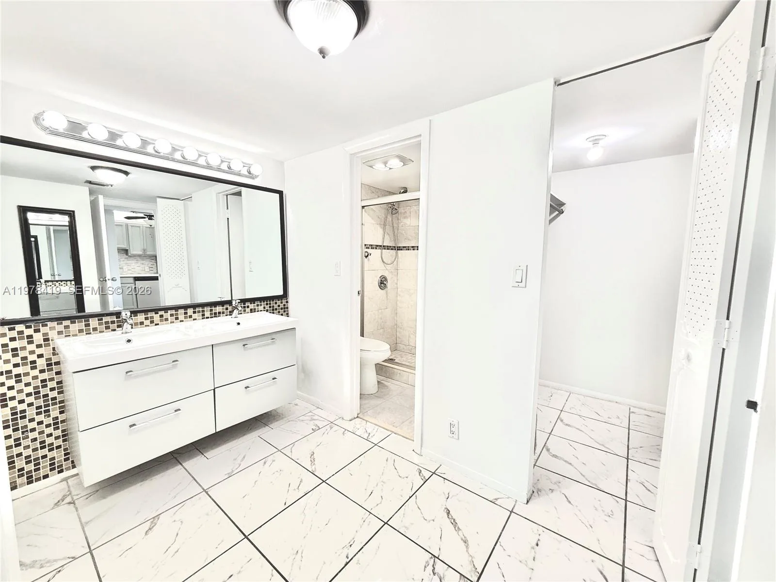 3301 N Country Club Dr # 106, Aventura, FL 33180 photo 10