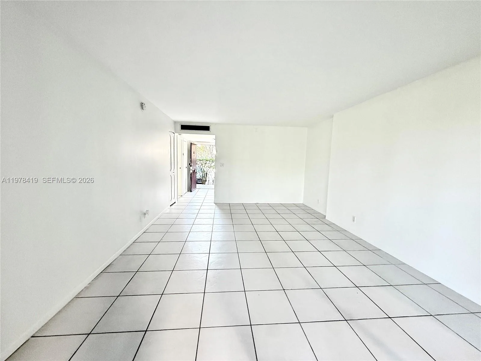 3301 N Country Club Dr # 106, Aventura, FL 33180 photo 12