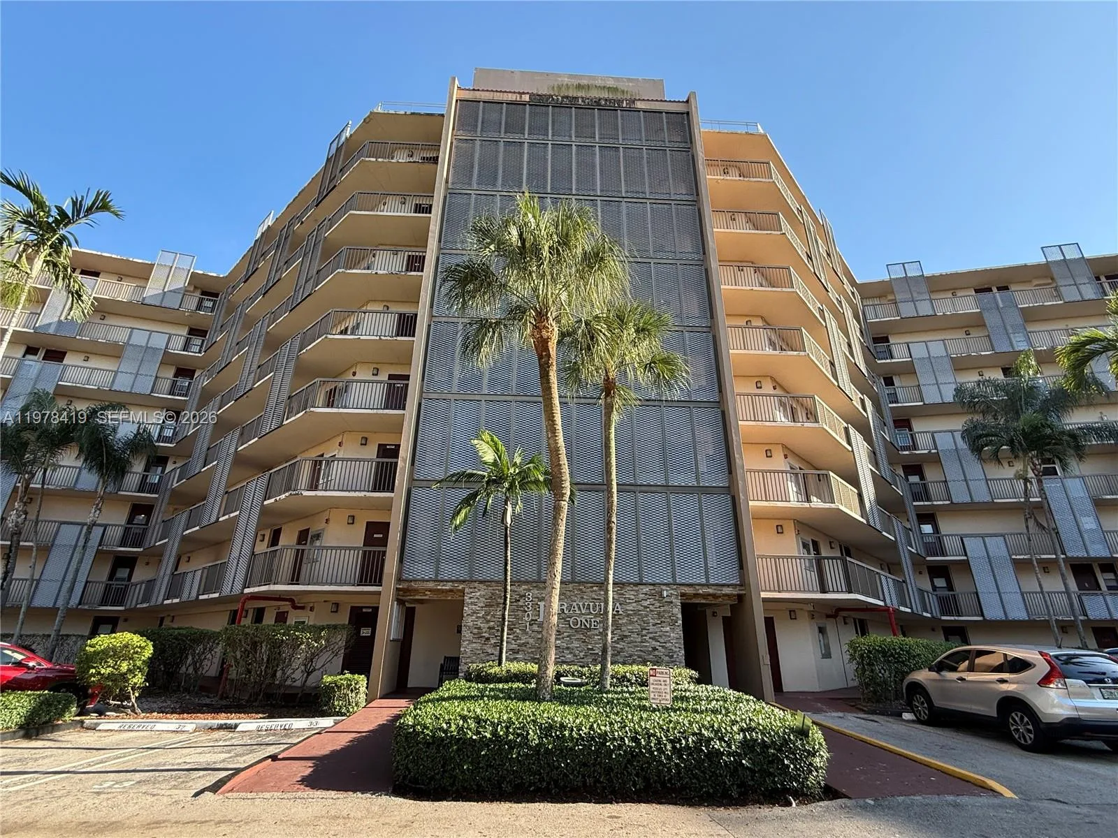 3301 N Country Club Dr # 106, Aventura, FL 33180 photo 2