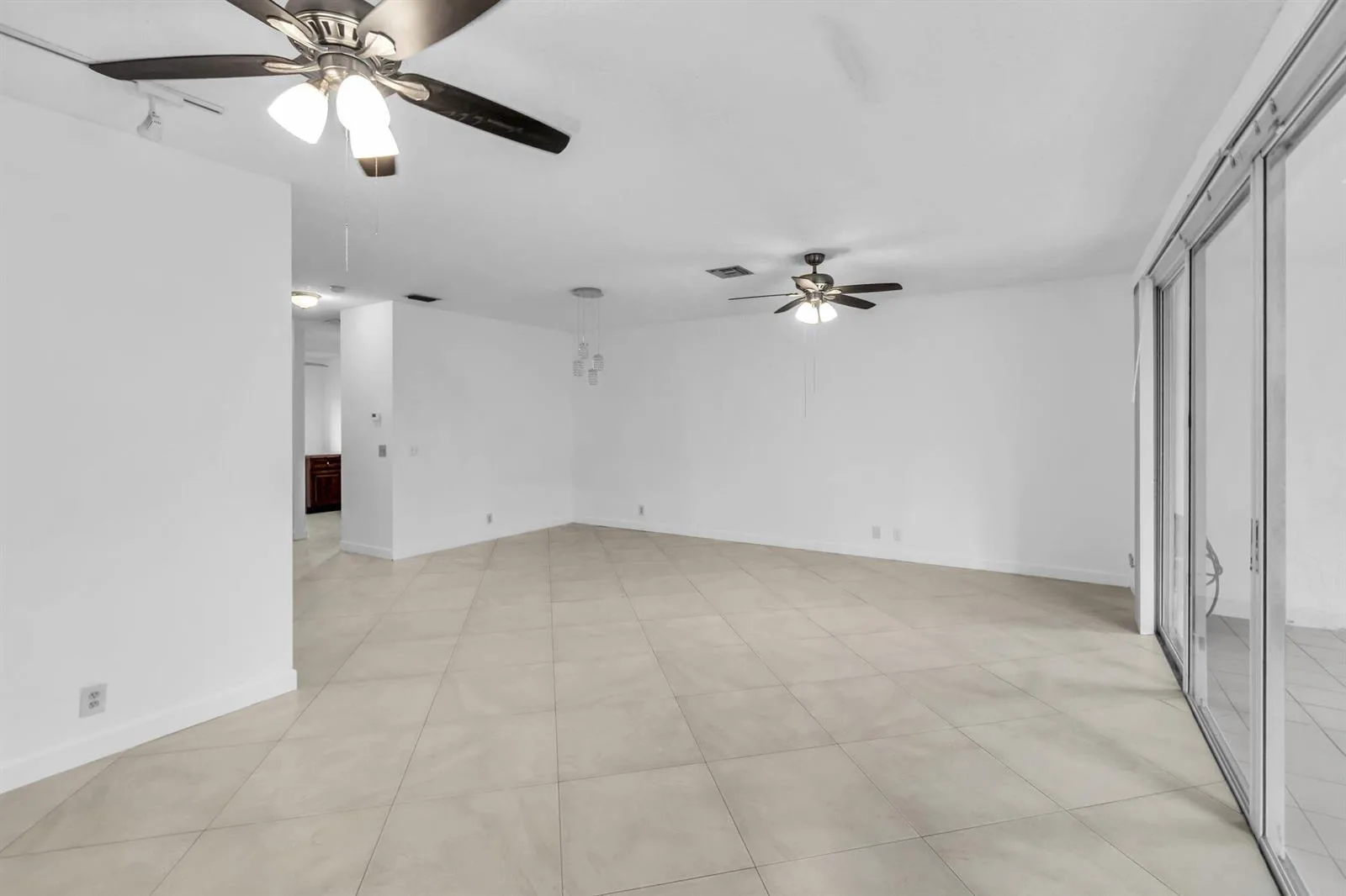 6813 VIA REGINA, Boca Raton, FL 33433 photo 9