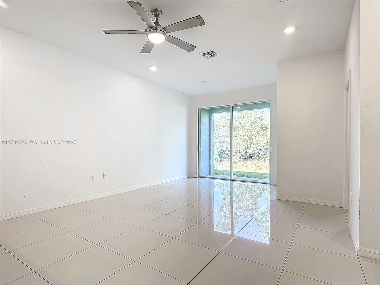 4632 28th St SW # 1, Lehigh Acres, FL 33973 photo 4