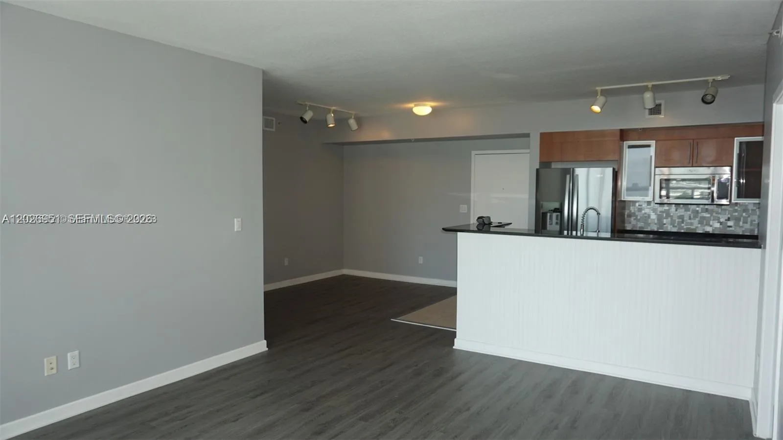 325 S Biscayne Blvd # 2022, Miami, FL 33131
