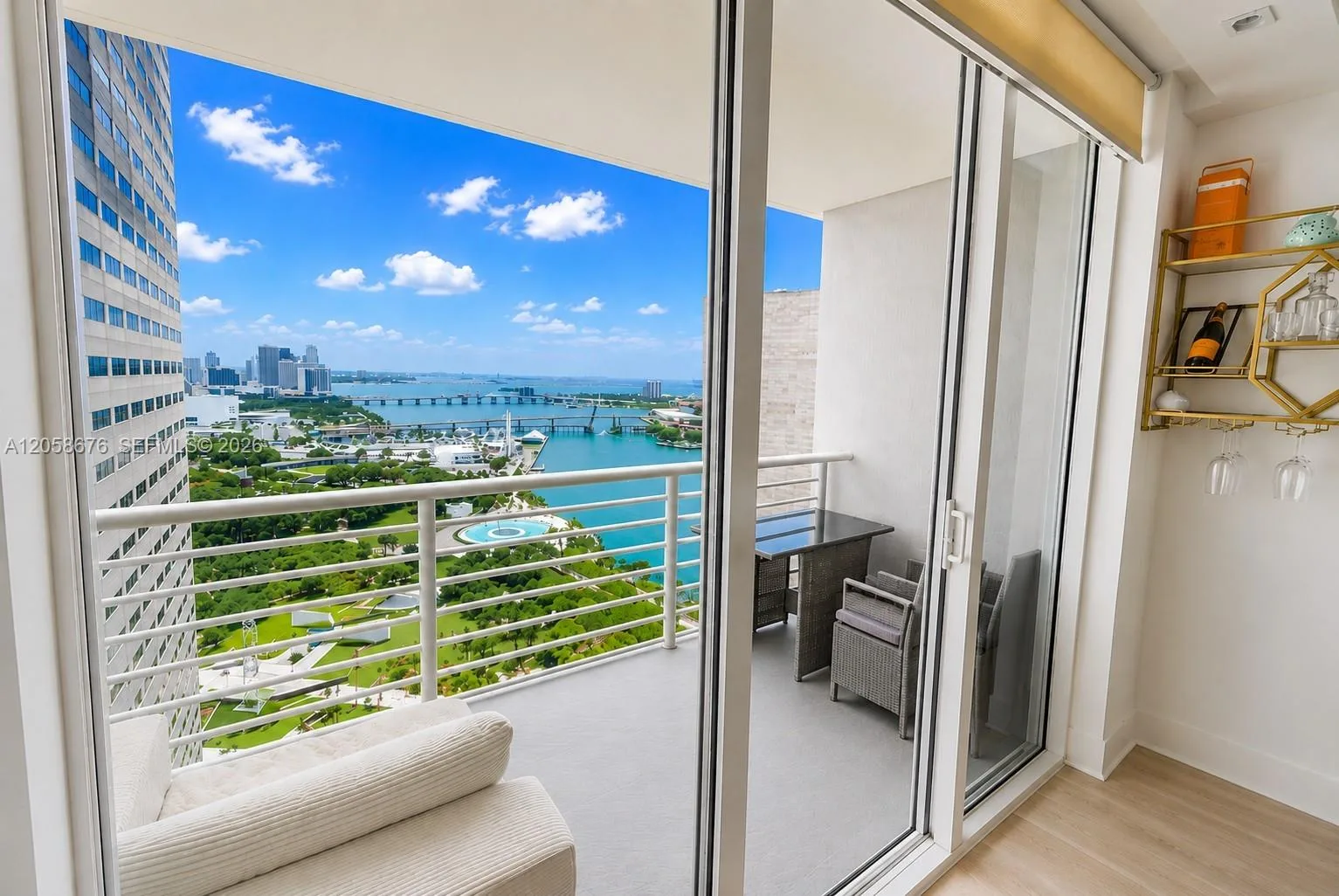 325 S Biscayne Blvd # 3314, Miami, FL 33131 photo 11