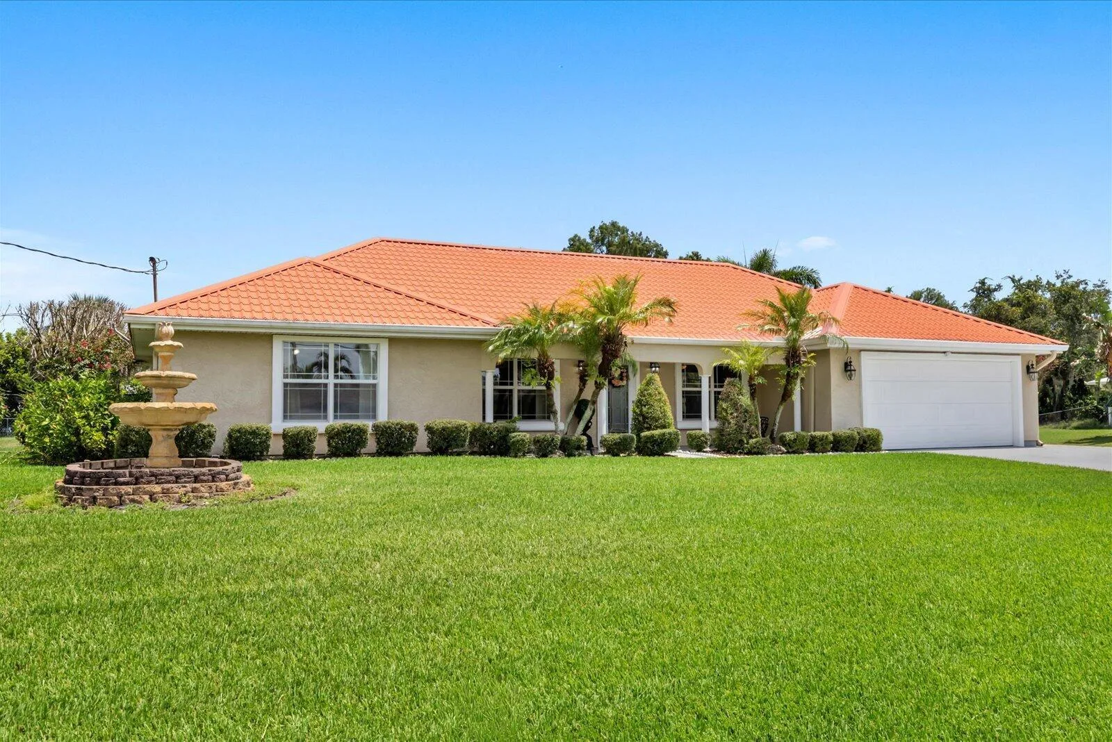 1819 SE ELROSE Street, Port St. Lucie, FL 34952
