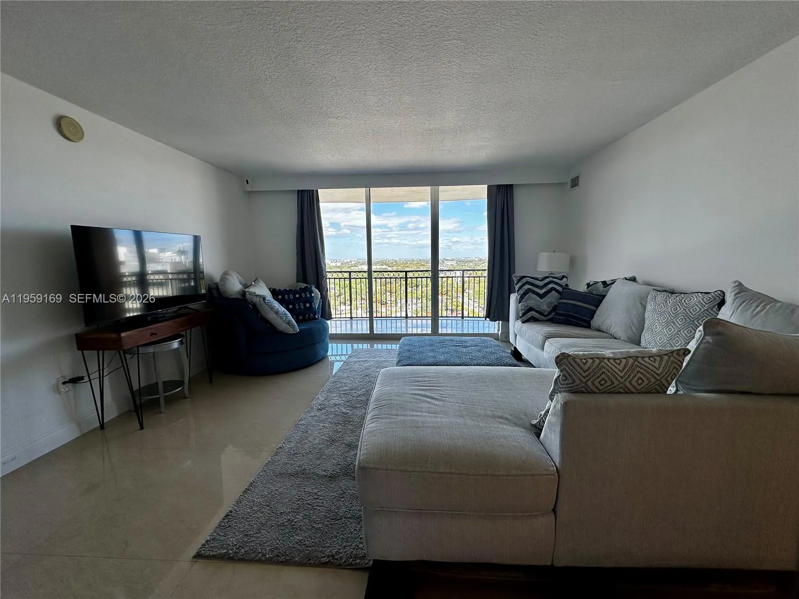 3232 SW 22nd Ter # 1604, Miami, FL 33145