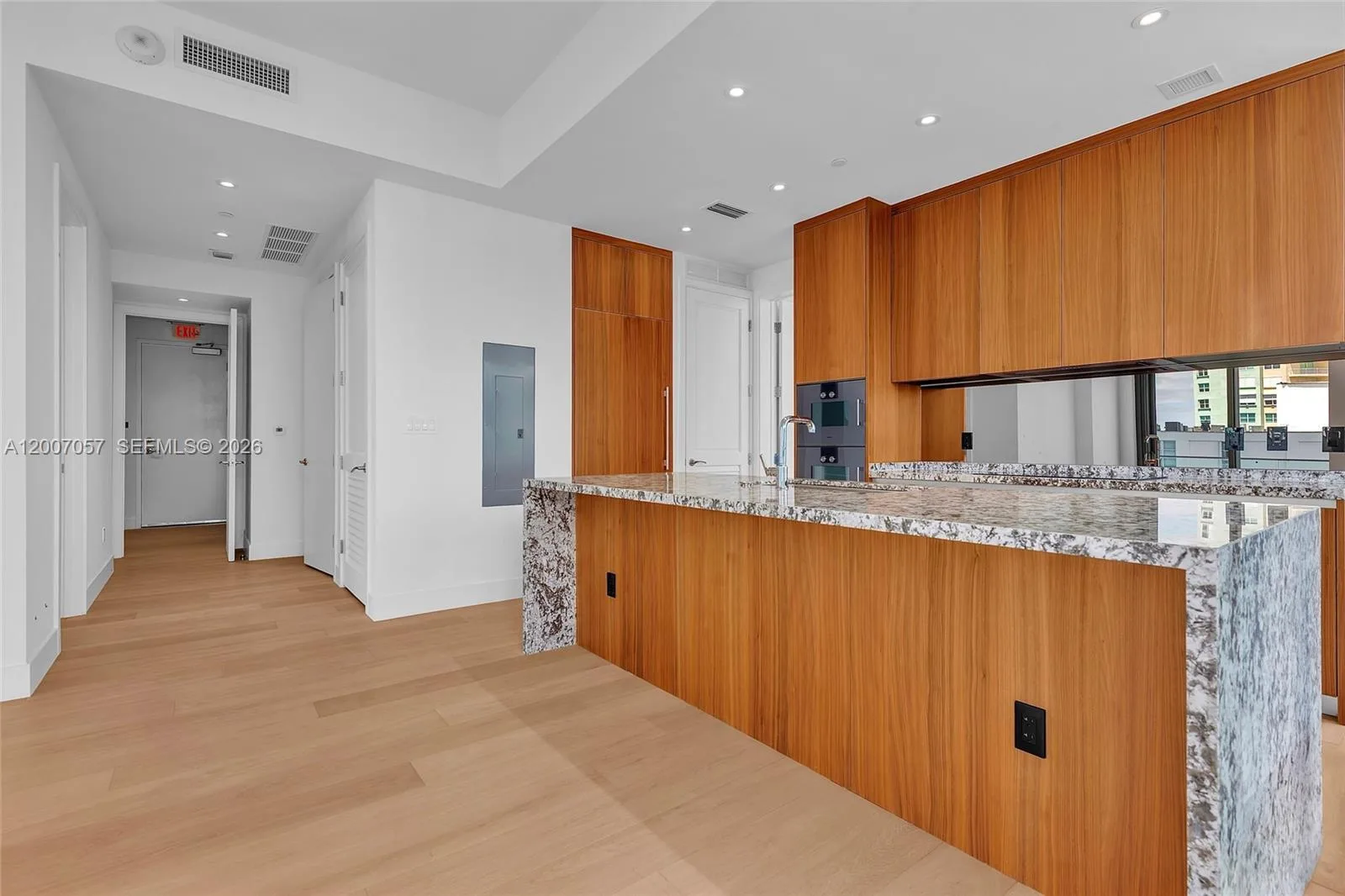 175 SE 25 Road # 803, Miami, FL 33129 photo 6