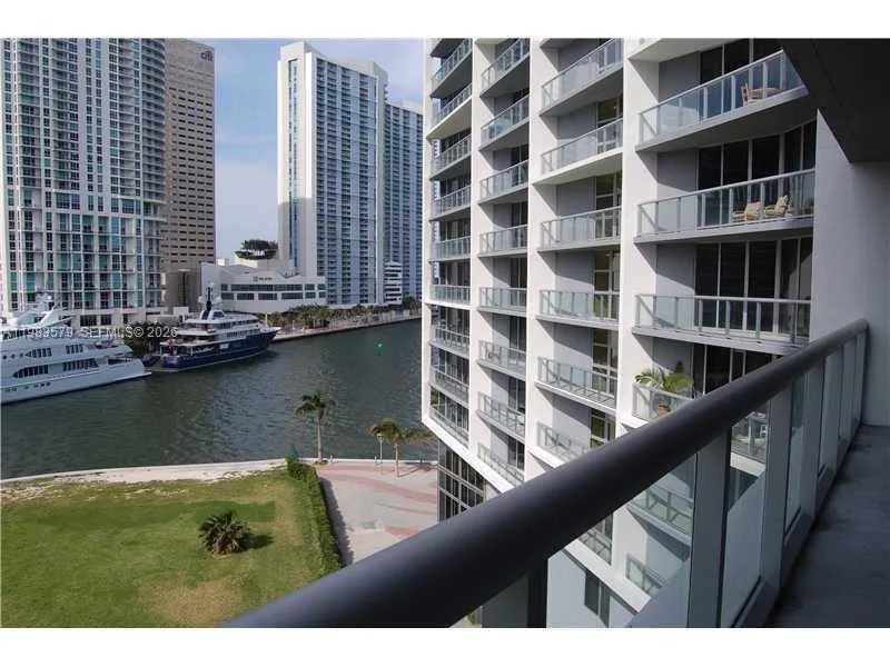 475 BRICKELL AVE # 612, Miami, FL 33131 photo 4