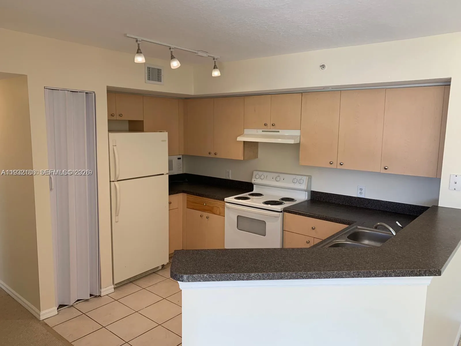 4041 San Marino Blvd # 308, West Palm Beach, FL 33409 photo 3