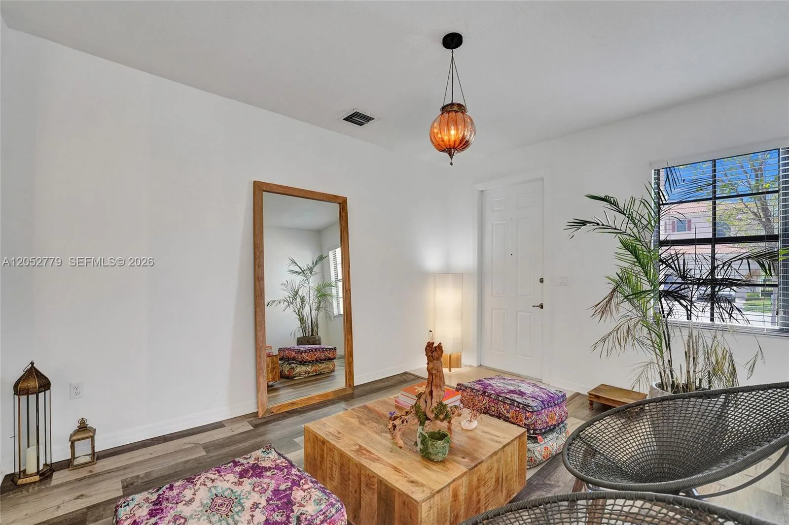 650 NE 191st Ter, Miami, FL 33179 photo 9