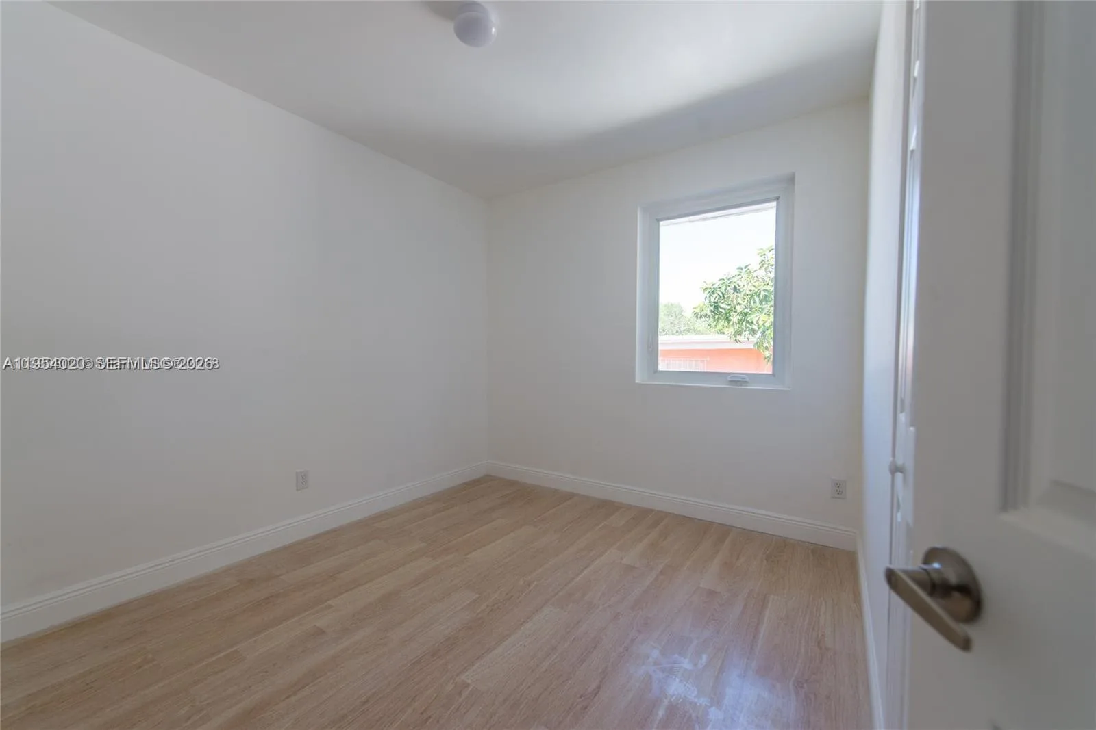 11515 NE 12th Ave, Miami, FL 33161 photo 13