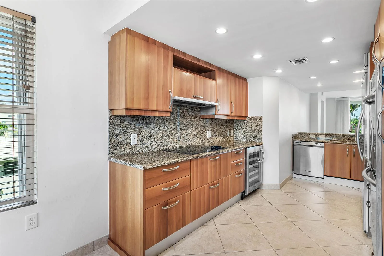 2051 SE 3rd Street # 307, Deerfield Beach, FL 33441 photo 12
