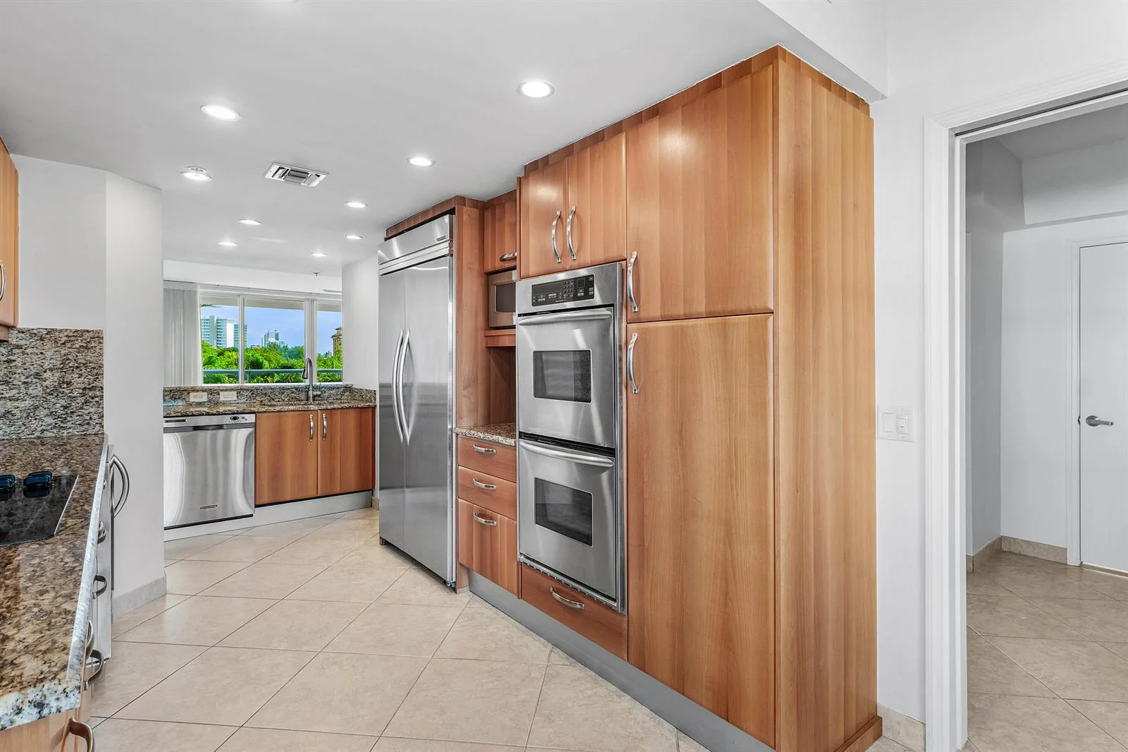 2051 SE 3rd Street # 307, Deerfield Beach, FL 33441 photo 13